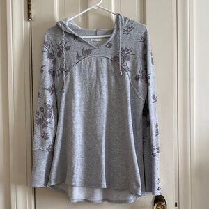 Maurices Light Gray Floral Print Tunic Hoodie